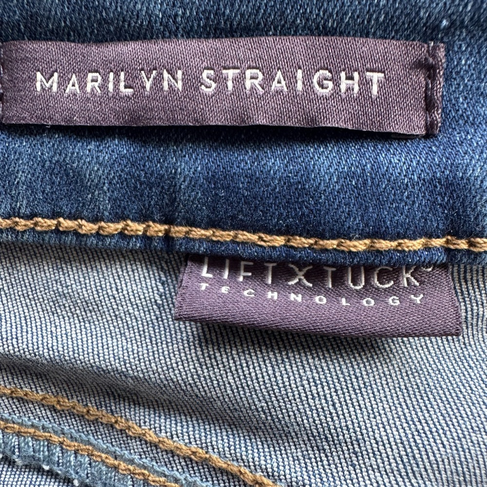 NWT NYDJ Marilyn Straight Leg Jeans Women's Size 8 Light Wash Denim Lift Tuck - Picture 12 of 13